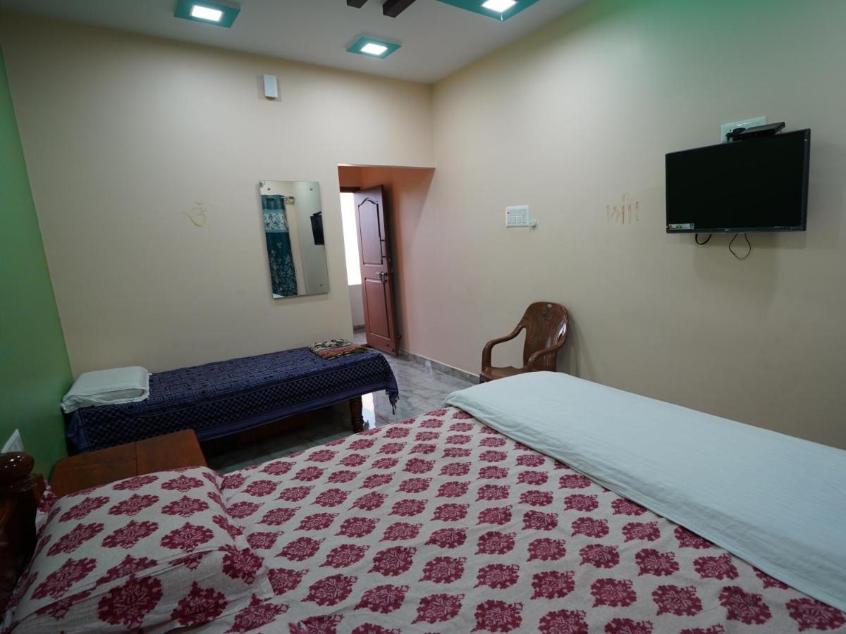 Akash Homestay Hampi Extérieur photo