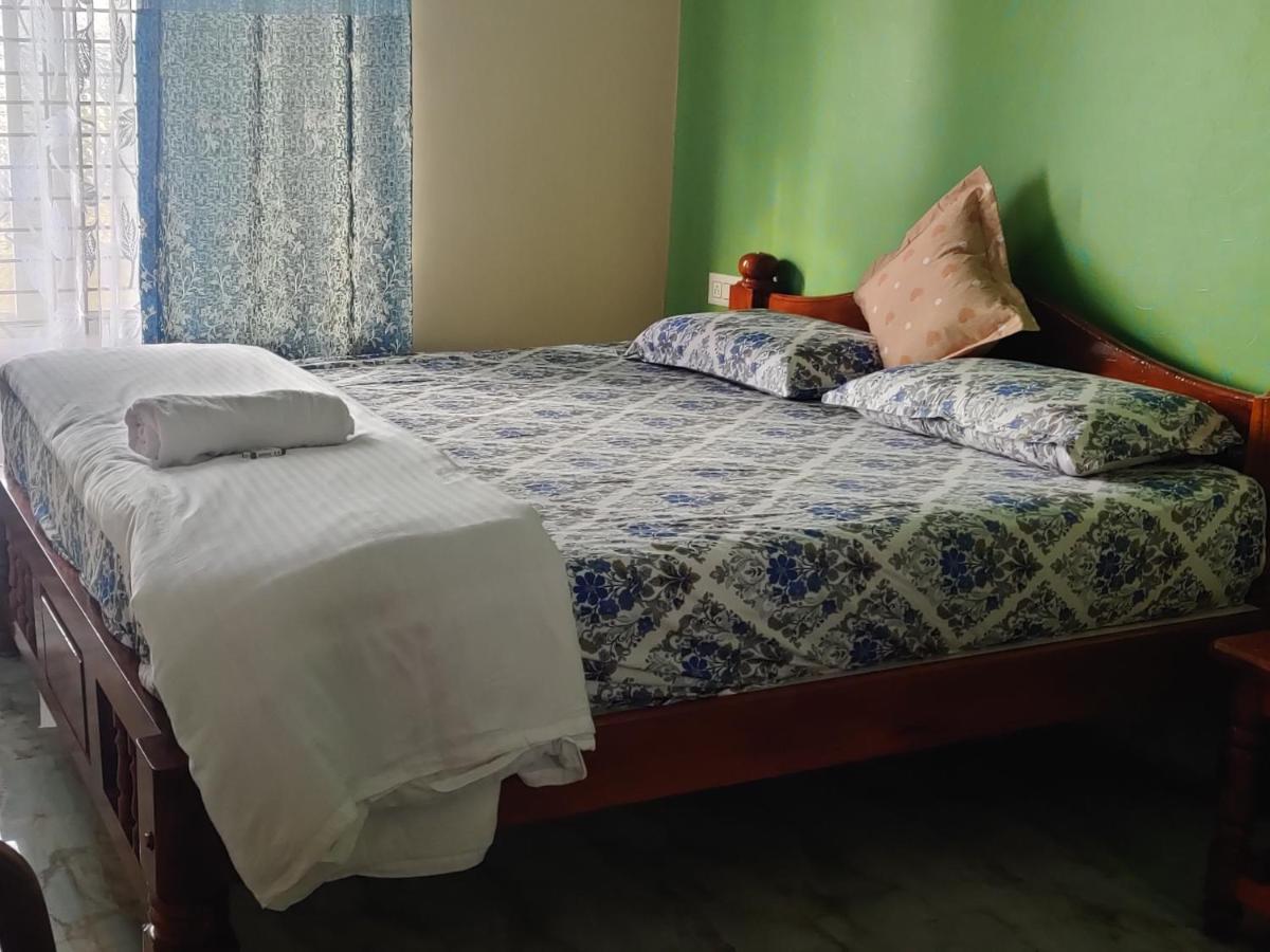 Akash Homestay Hampi Extérieur photo