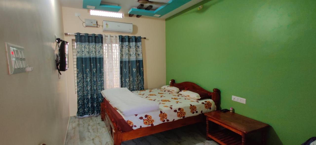Akash Homestay Hampi Extérieur photo