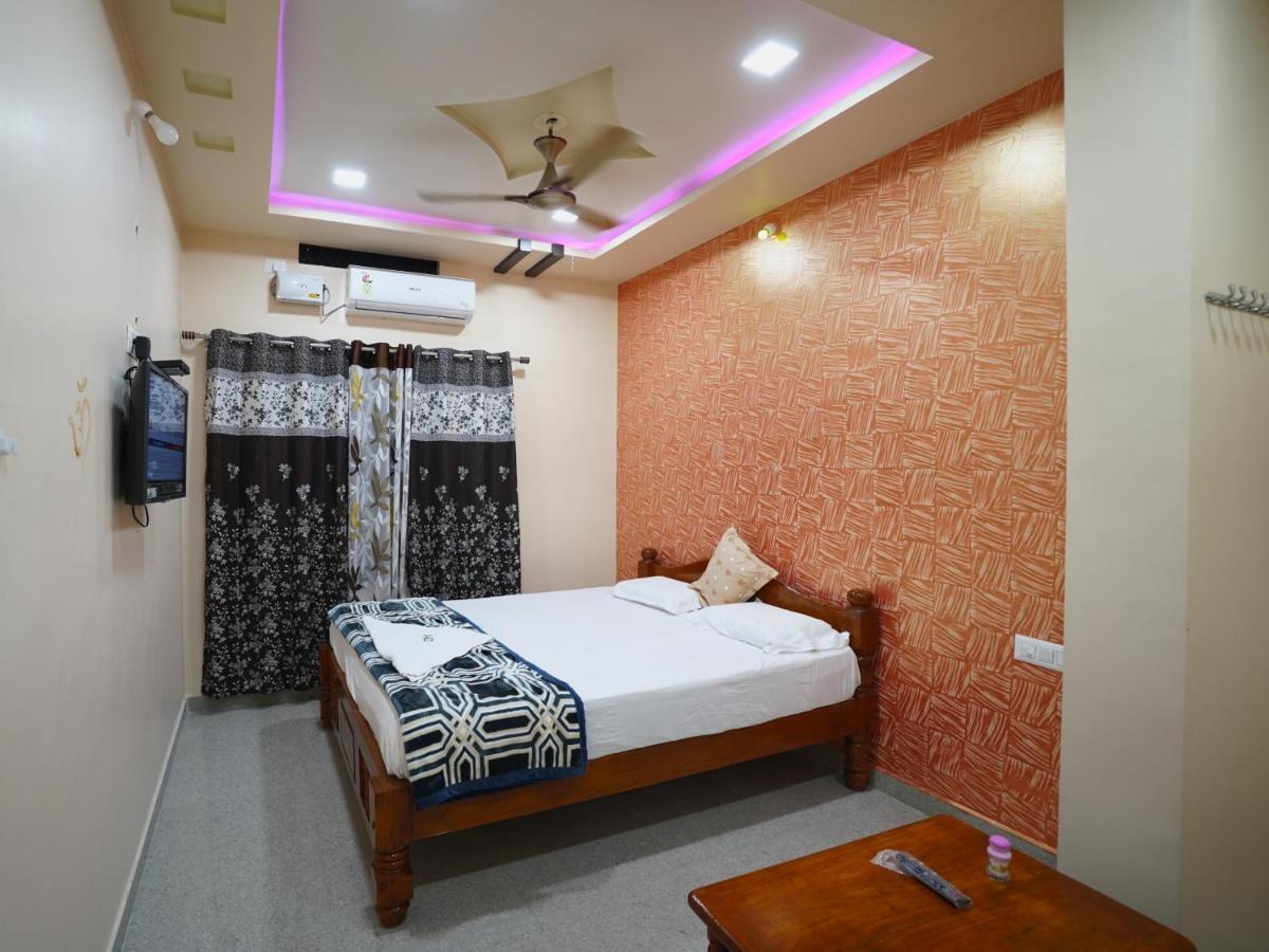 Akash Homestay Hampi Extérieur photo