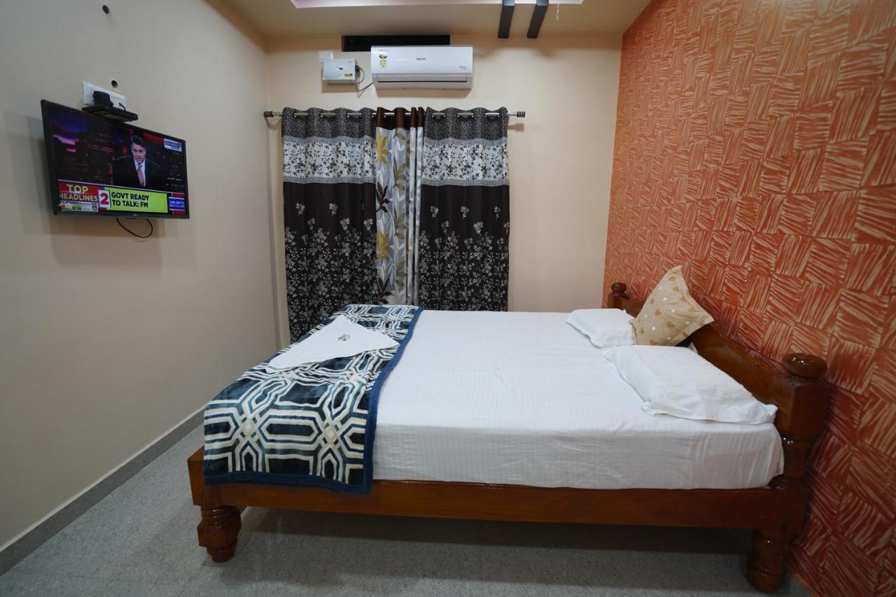 Akash Homestay Hampi Extérieur photo