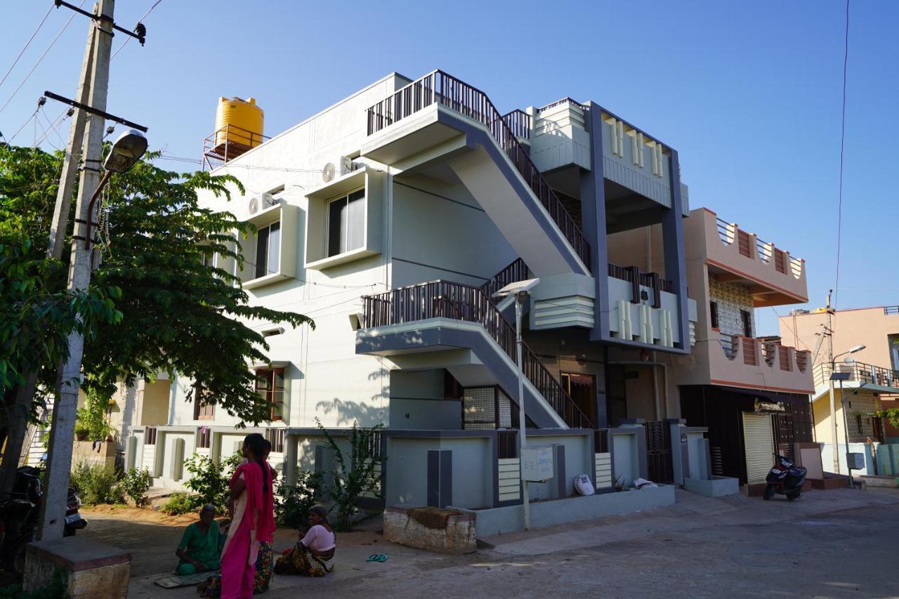 Akash Homestay Hampi Extérieur photo
